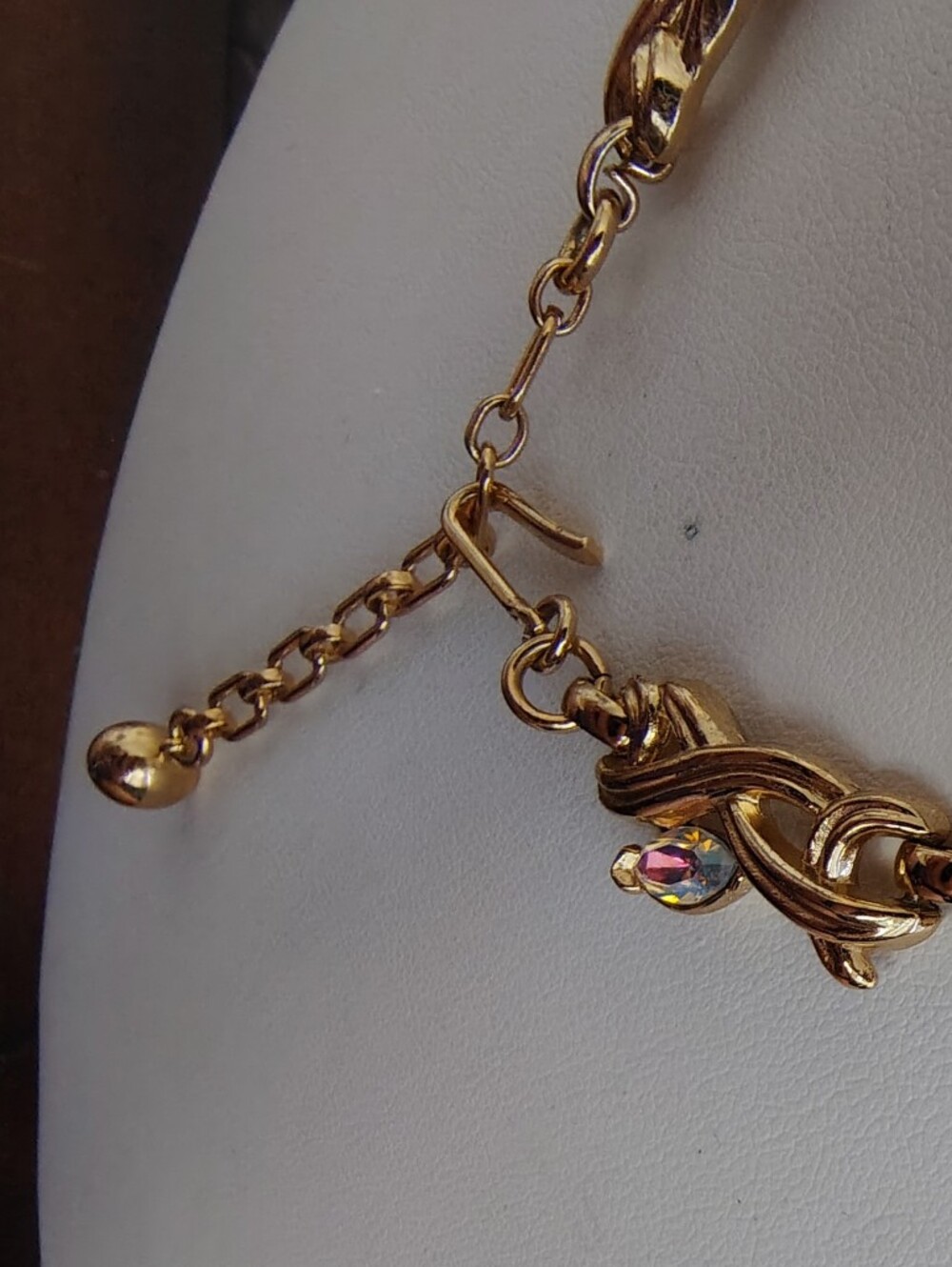 Trifari Gold Tone Choker Necklace with Iridescent Aurora Crystals - Picture 6 of 8